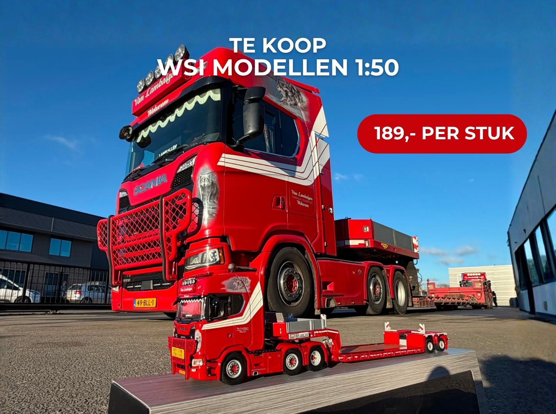 De miniatuur op een sokkel voor de echte truck, te koop voor 189 euro per stuk